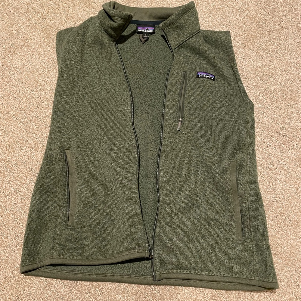 Green Mens Patagonia Vest size medium